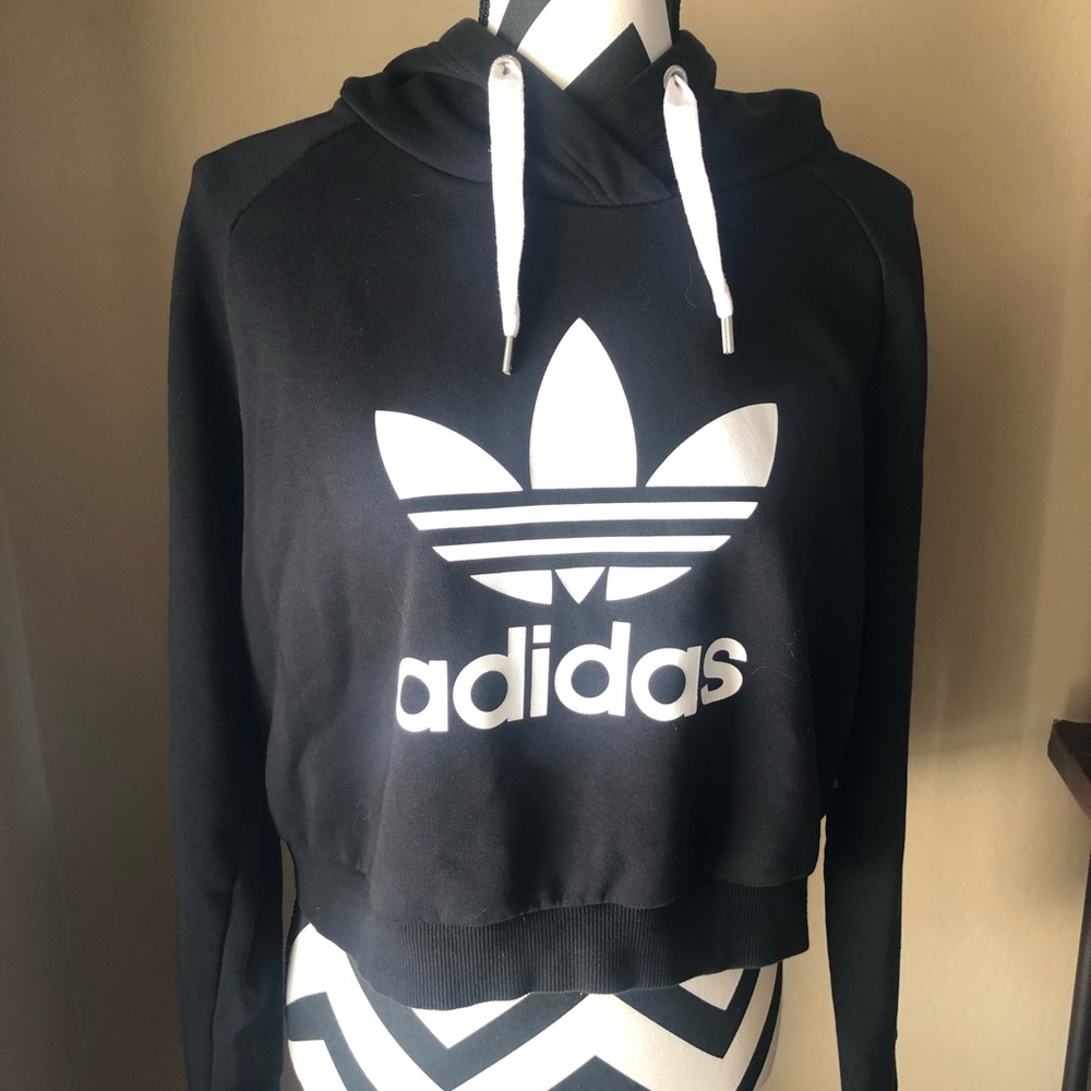 Cropped Adidas Hoodie
